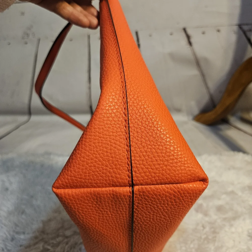 Guess Orange Faux Leather Cosmetic Bag Travel Pouch‎ Clutch - Picture 10 of 15